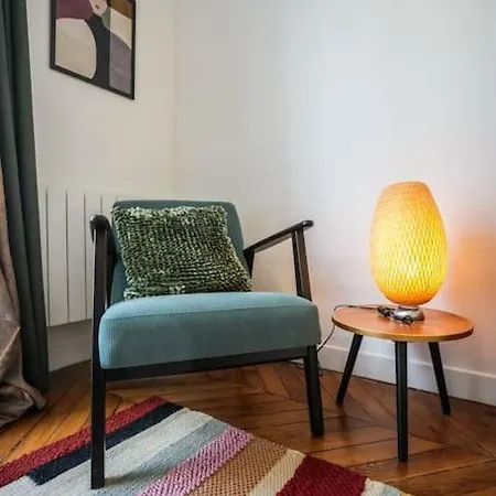 Tranquil Retreat In The 16th Arrondissement Parigi