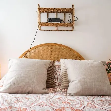Tranquil Retreat In The 16th Arrondissement Appartamento Parigi